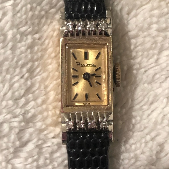 10k yellow gold & diamond RIVERA Ladies’ Wristwatch - Picture 1 of 4